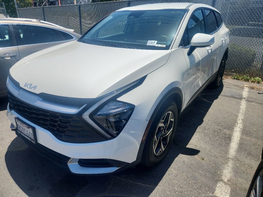 Certified 2023 Kia Sportage LX FWD image 4