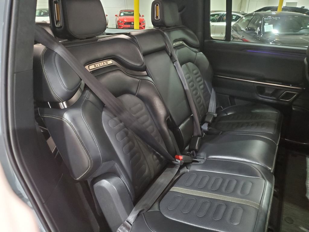 Used 2024 Rivian R1S Adventure AWD/4WD image 21