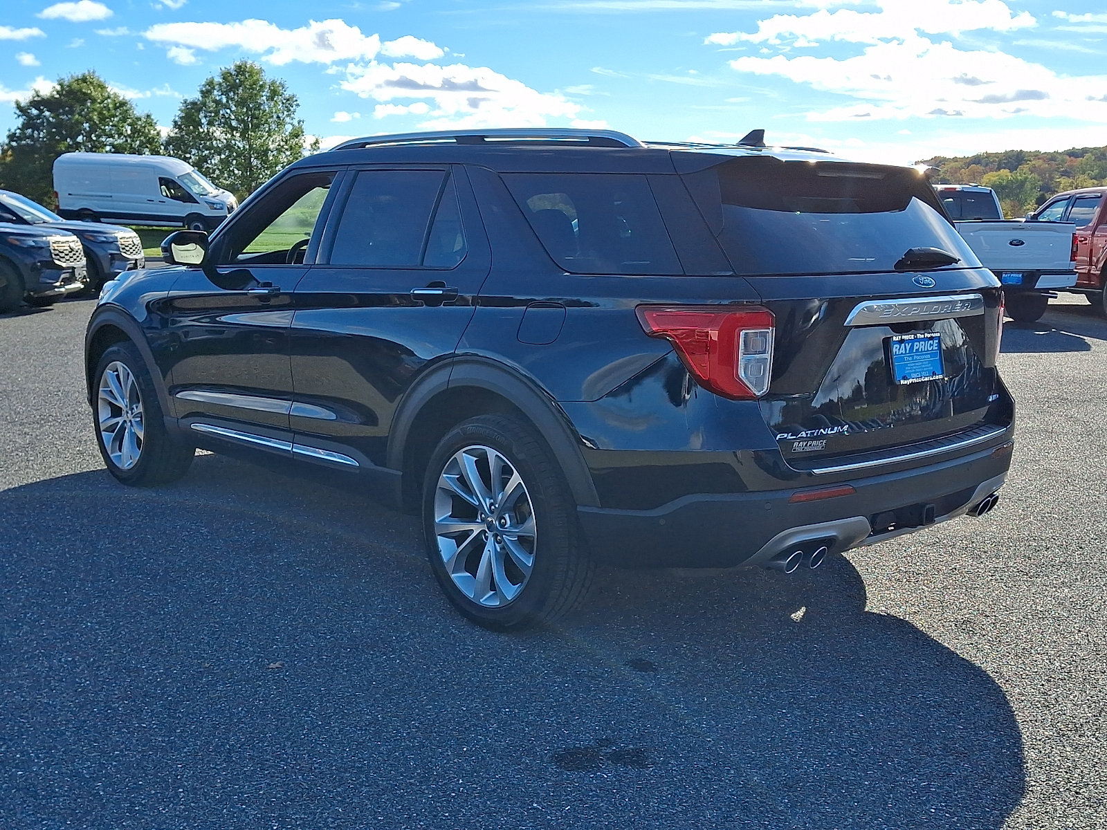 Used 2021 Ford Explorer Platinum w/ Equipment Group 601A AWD/4WD image 5