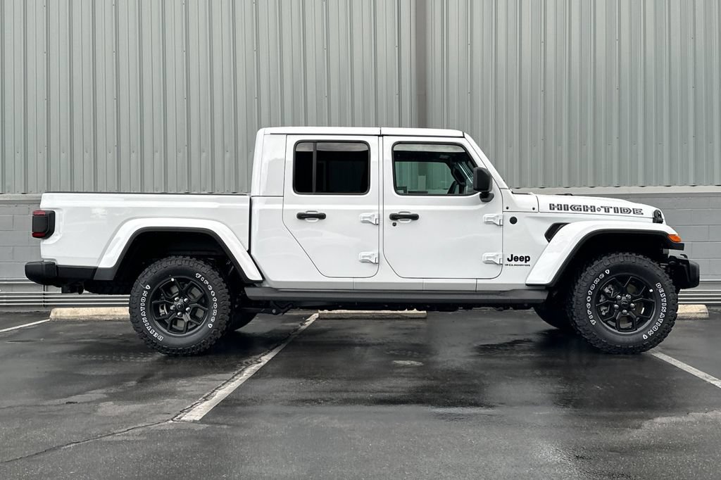 New 2025 Jeep Gladiator Sport AWD/4WD image 3