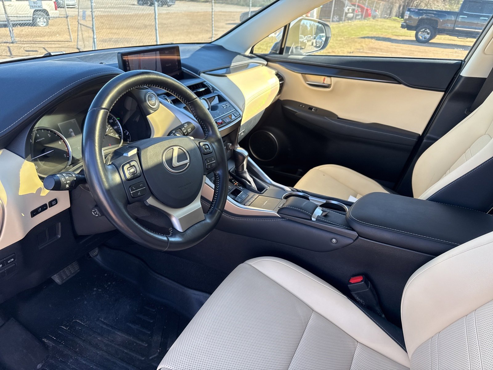 Used 2019 Lexus NX 300 FWD image 14