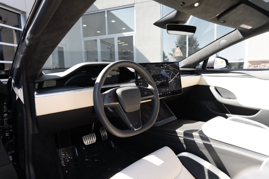 Used 2025 Tesla Model S Plaid AWD/4WD image 17