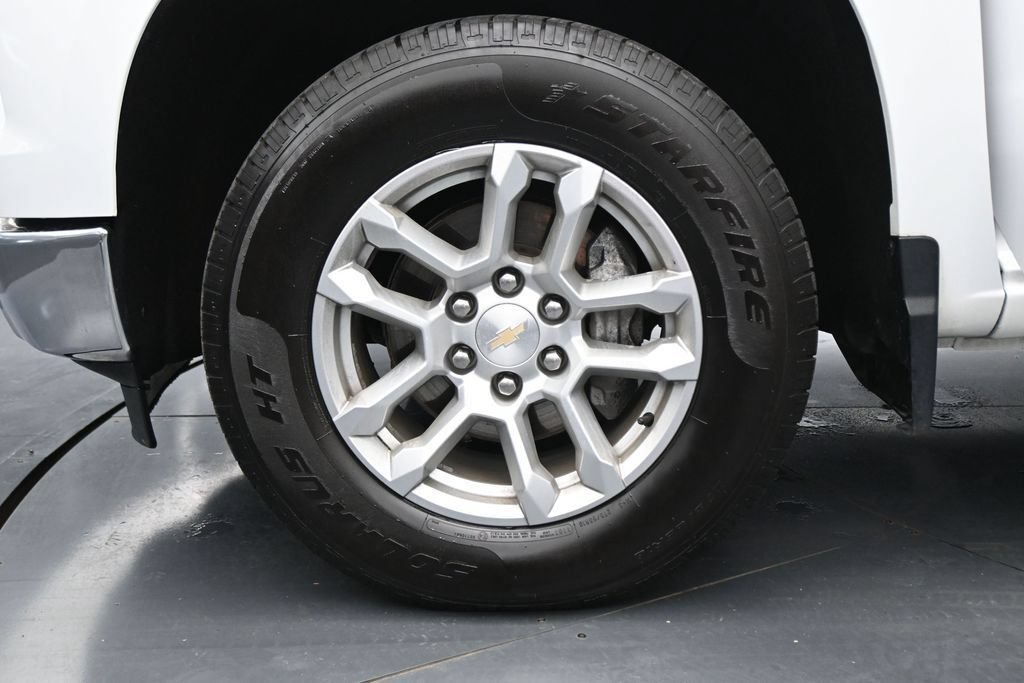 Used 2023 Chevrolet Silverado 1500 LT AWD/4WD image 27