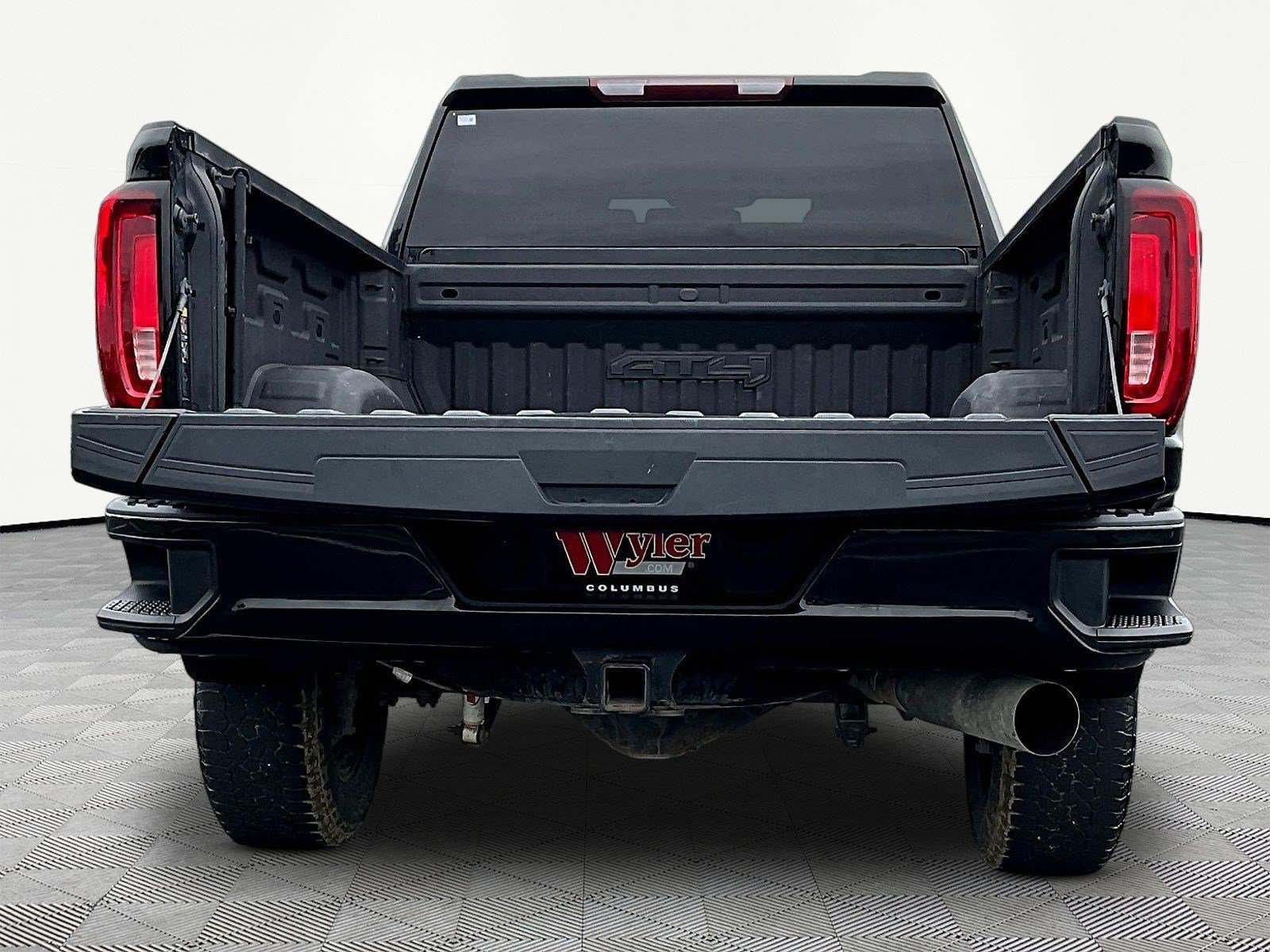 Used 2022 GMC Sierra 2500 AT4 AWD/4WD image 7