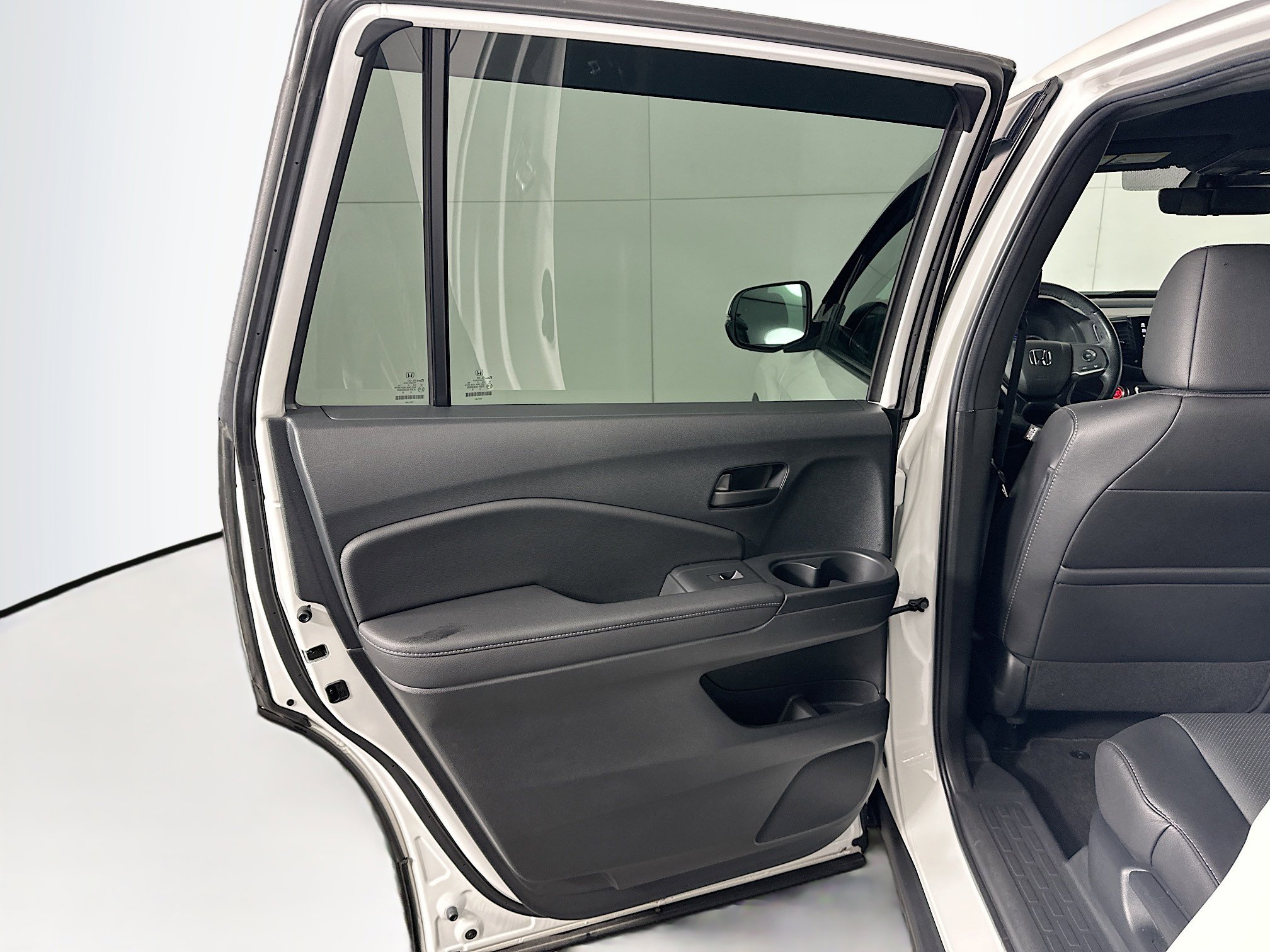 Used 2023 Honda Passport EX-L image 25