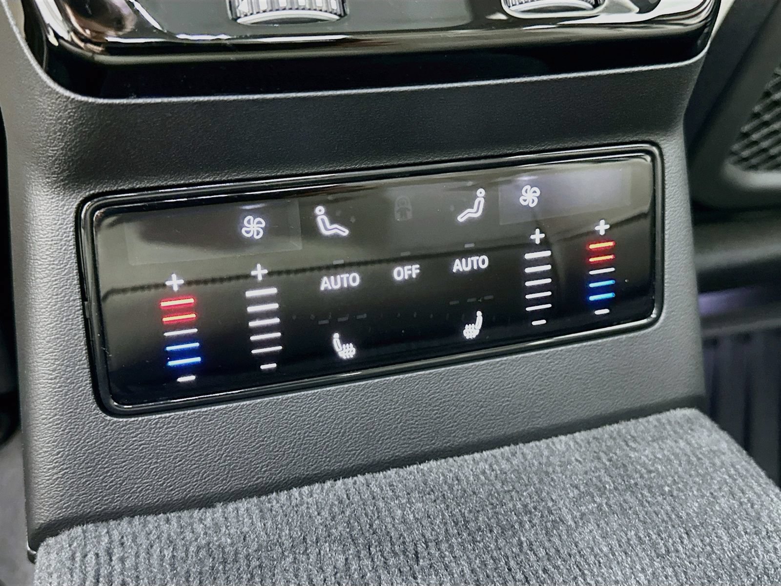 New 2026 Audi A6 Premium Plus AWD/4WD image 37