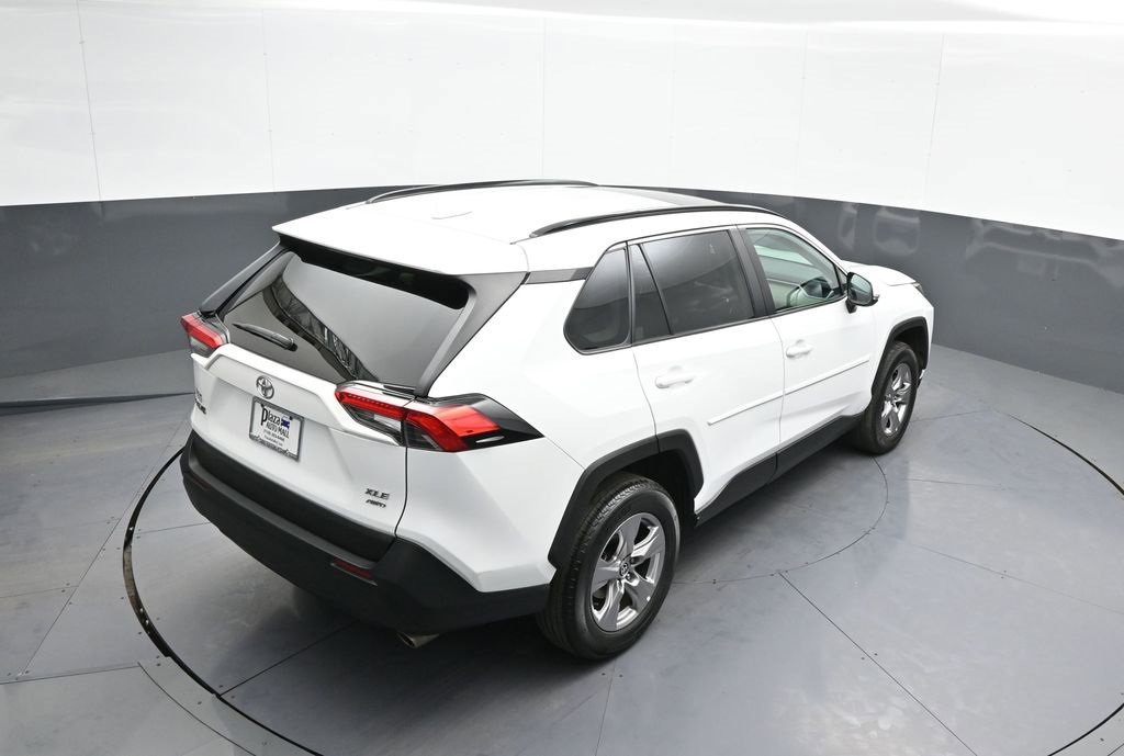 Certified 2022 Toyota RAV4 XLE image 39