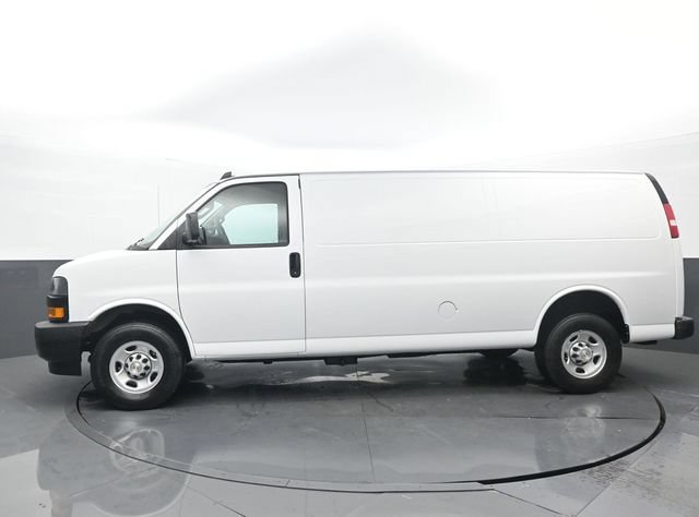 Used 2023 Chevrolet Express 2500 Extended RWD image 31