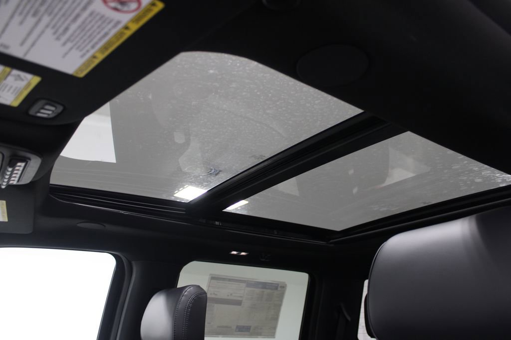 New 2026 Ford F250 Platinum image 59