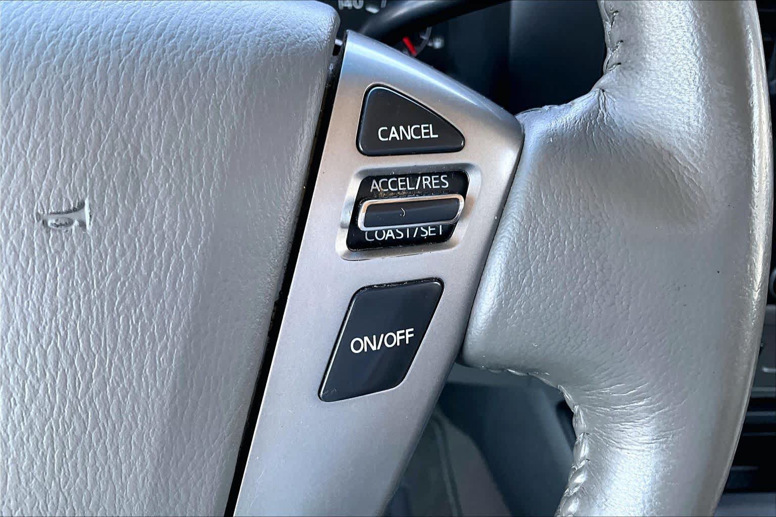 Used 2016 Nissan NV 3500 SL RWD image 20