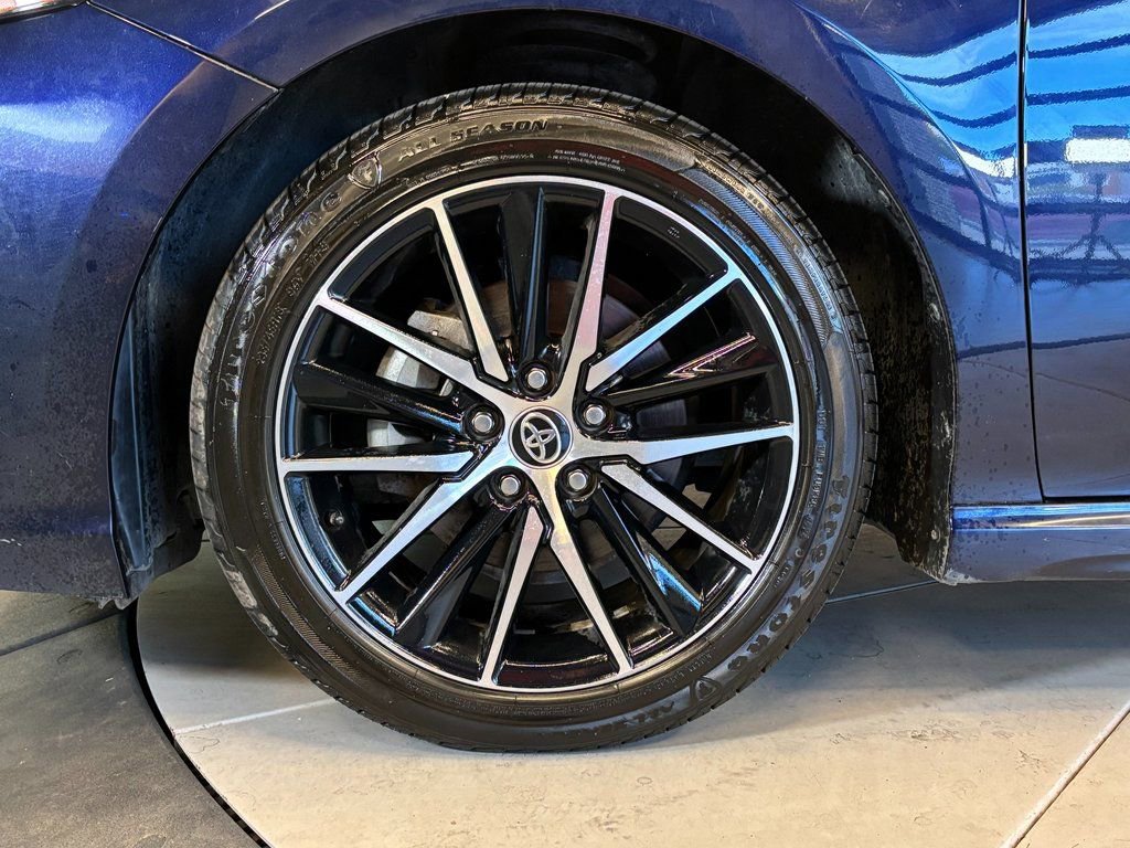 Used 2022 Toyota Camry SE image 25