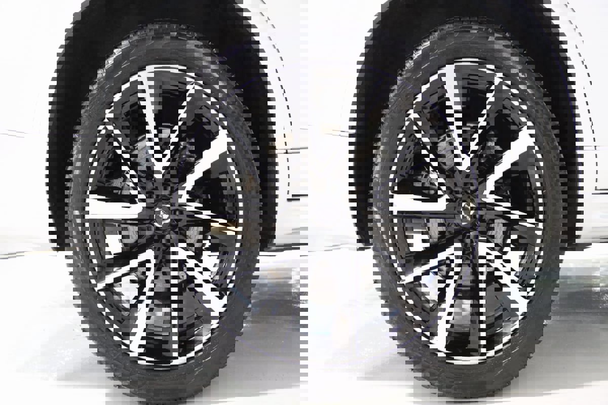 Used 2022 Volvo XC90 T6 Momentum w/ Advanced Package image 73