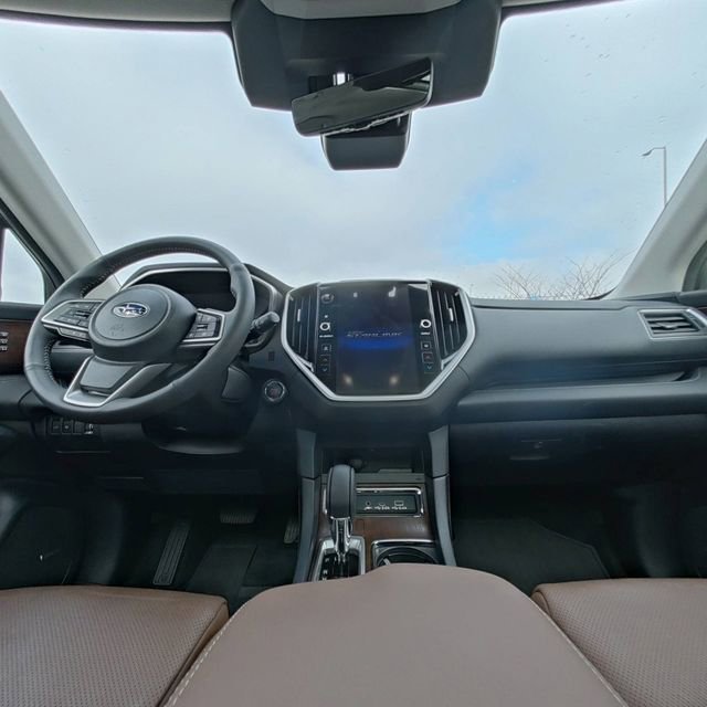 Used 2025 Subaru Ascent Touring w/ Popular Package #2 image 28