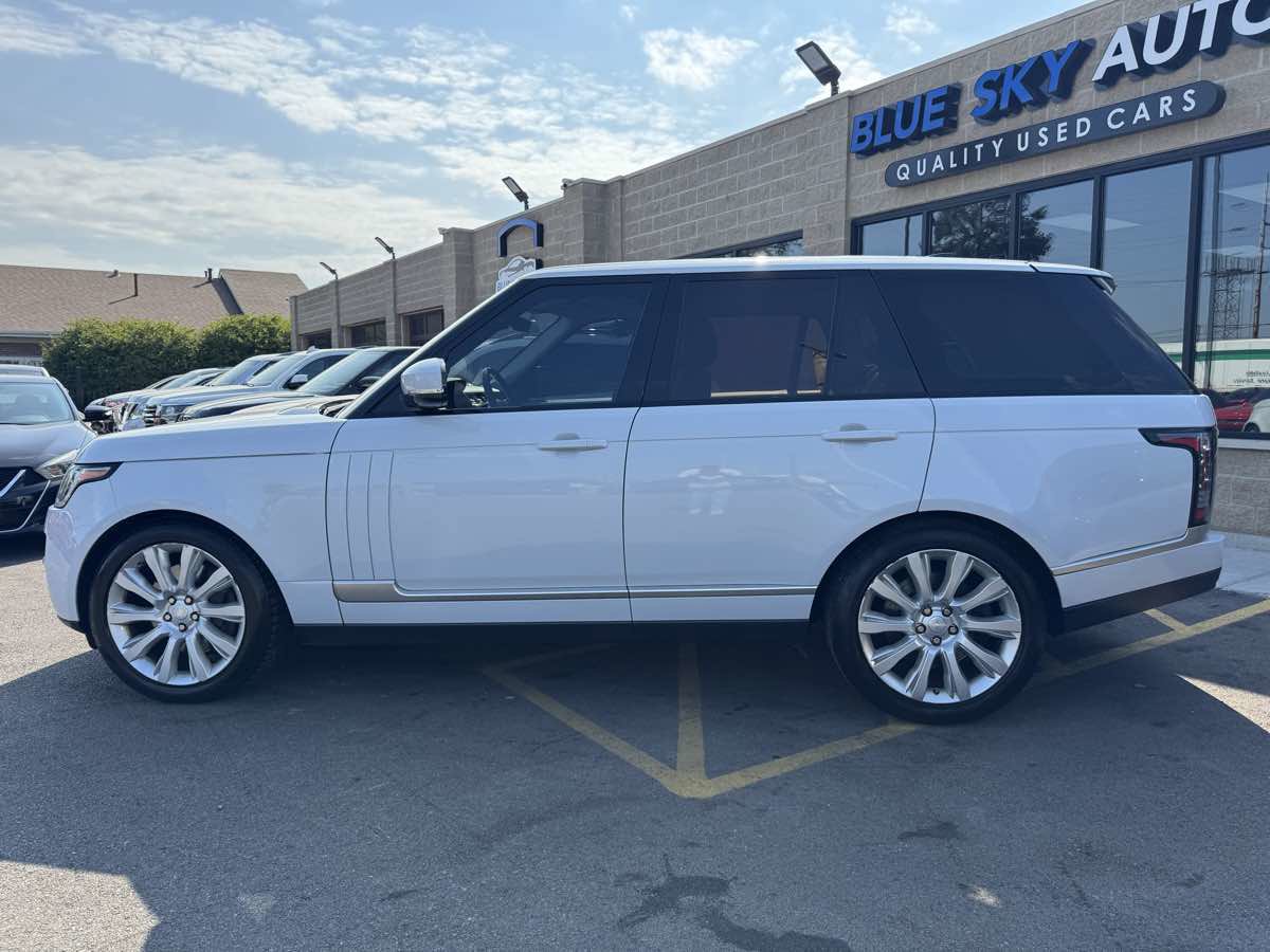 Used 2017 Land Rover Range Rover Supercharged image 8