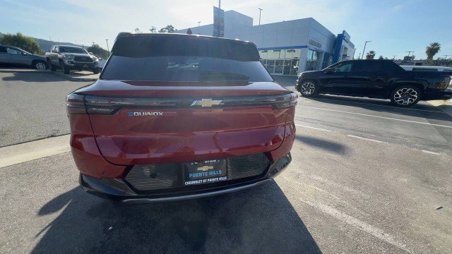 Used 2025 Chevrolet Equinox EV LT w/ Convenience Package image 7