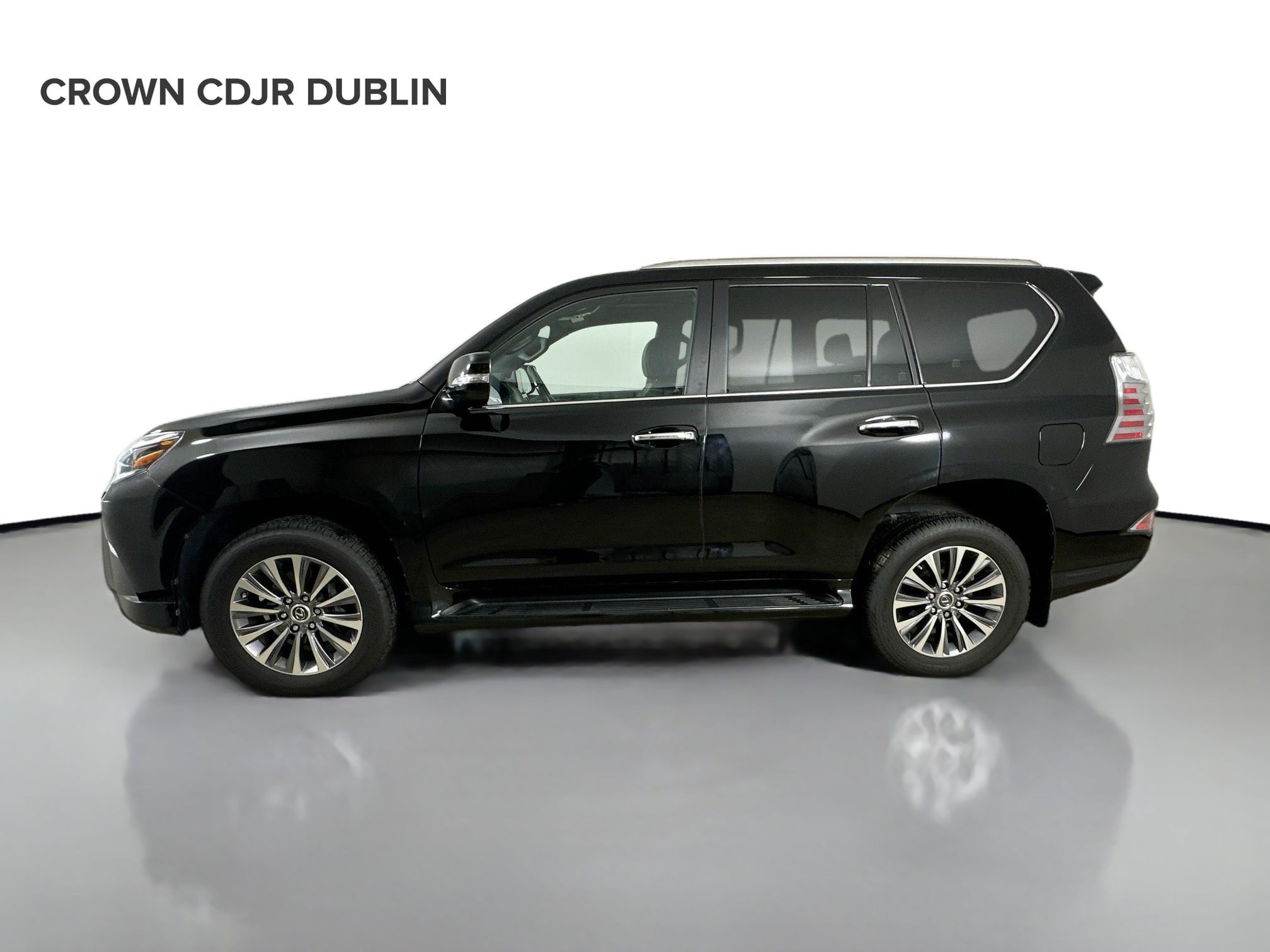 Used 2022 Lexus GX 460 Luxury w/ Accessory Package AWD/4WD image 9