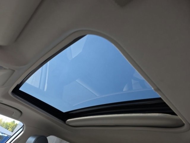 Certified 2023 Toyota RAV4 XLE Premium image 2