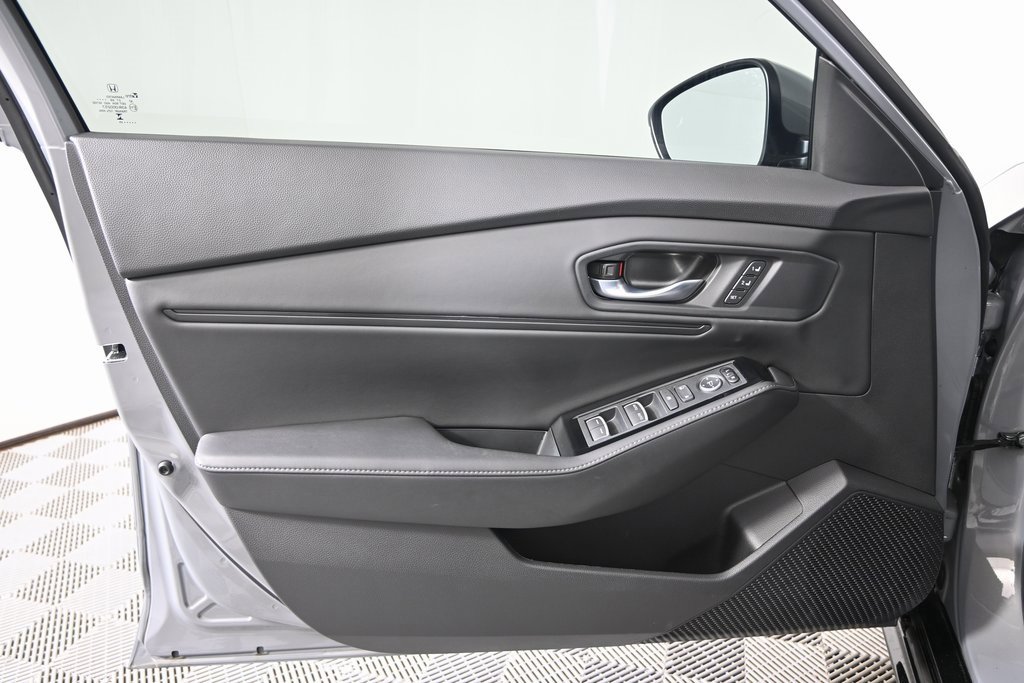 Used 2025 Honda Accord Touring image 18