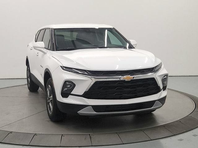 New 2026 Chevrolet Blazer LT FWD image 3