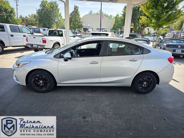 Used 2017 Chevrolet Cruze LS image 5