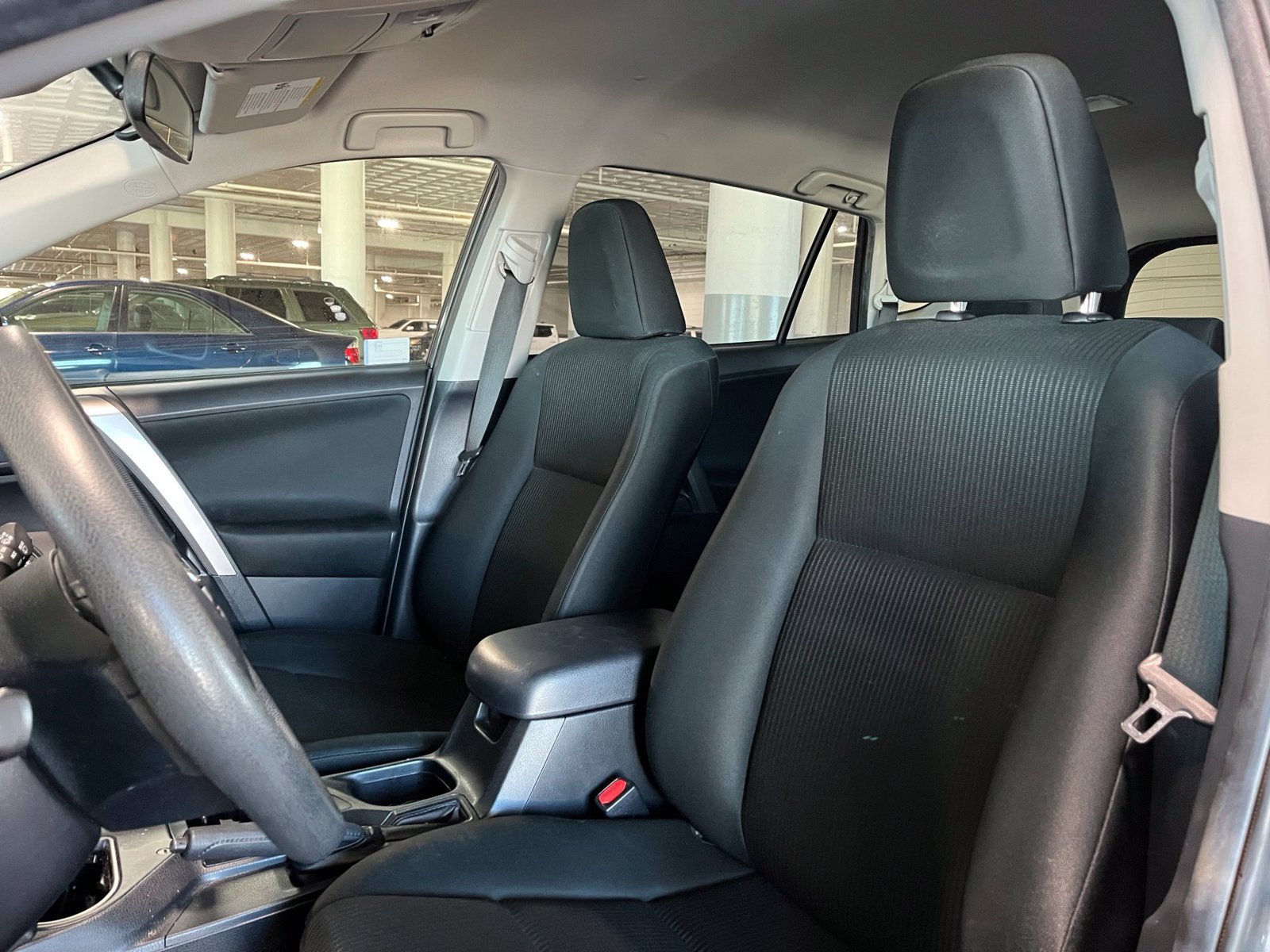 Used 2017 Toyota RAV4 LE w/ All Weather Liner Package AWD/4WD image 13