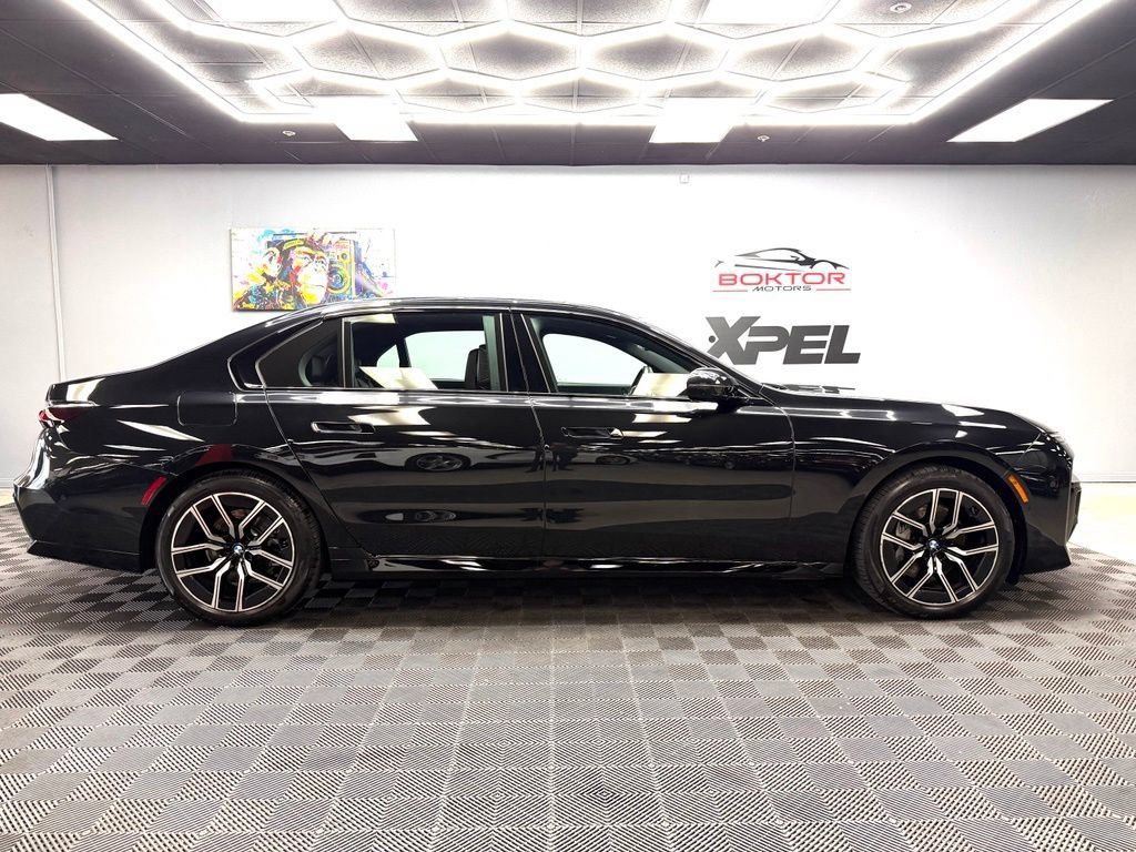 Used 2026 BMW 740i xDrive AWD/4WD image 16