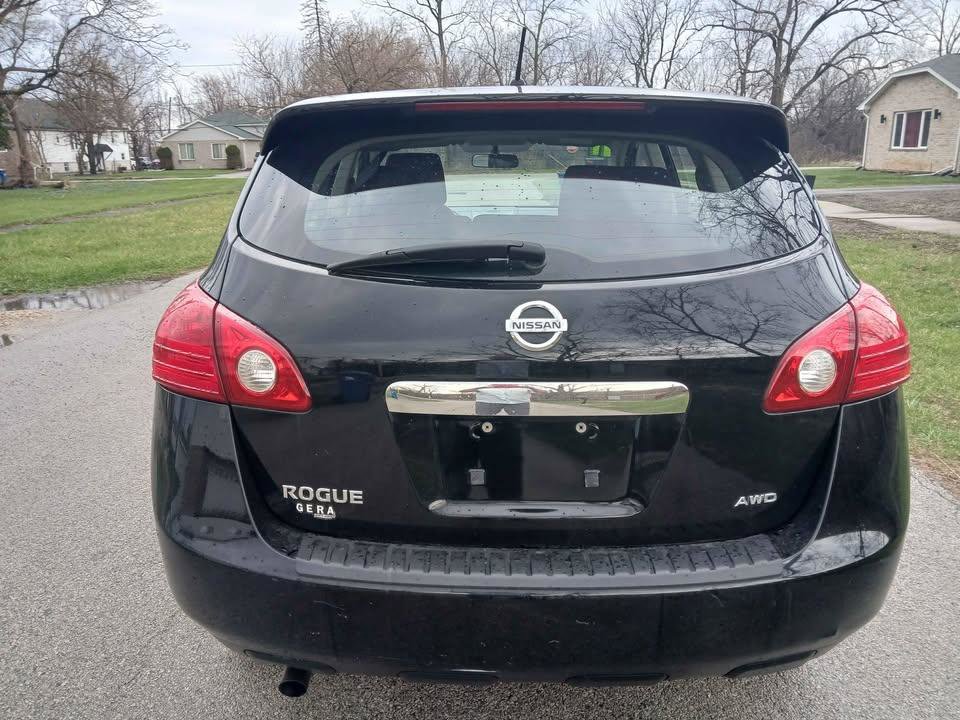 Used 2011 Nissan Rogue S image 7