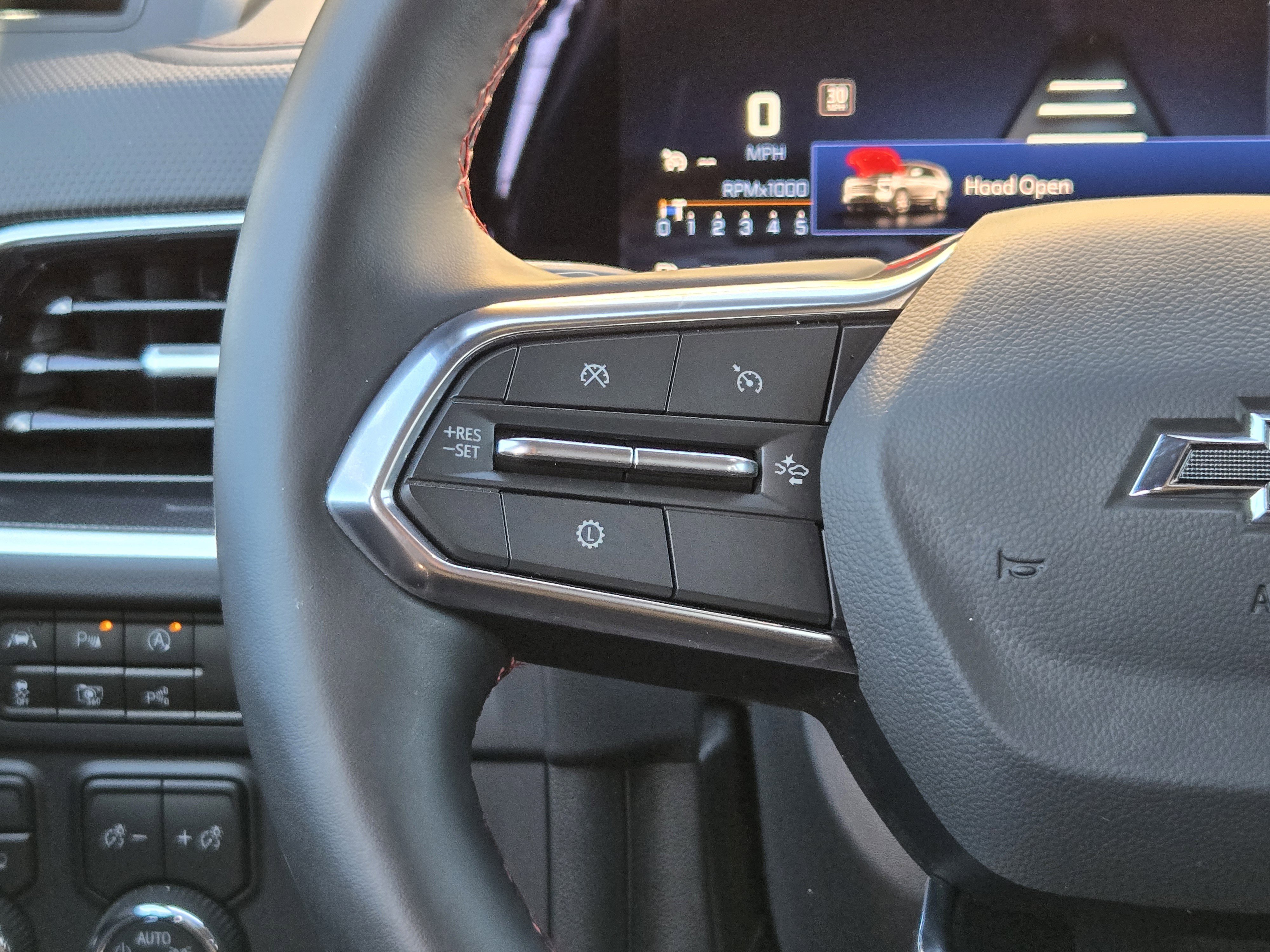 Used 2025 Chevrolet Tahoe RST w/ Comfort Package image 39