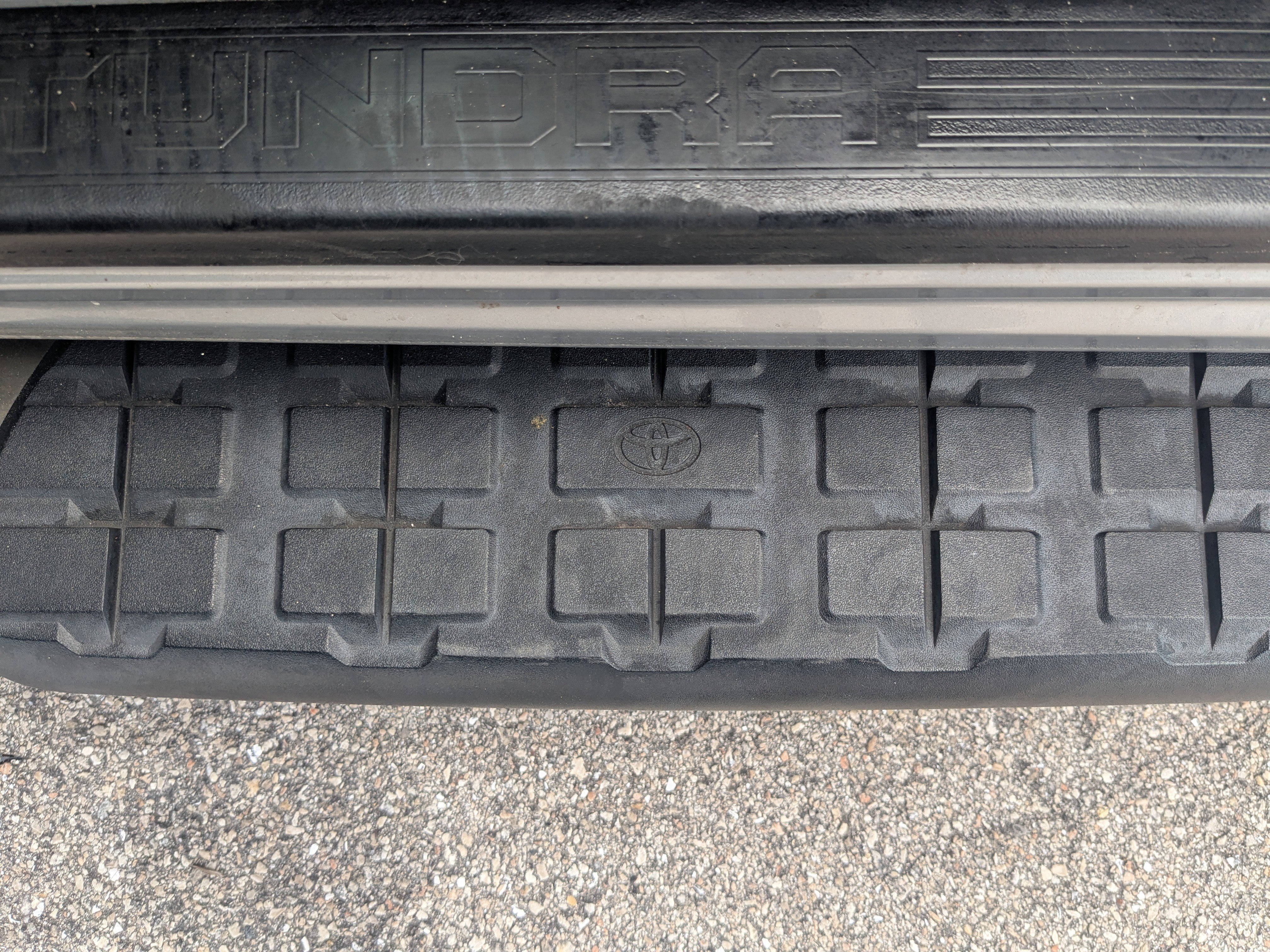 Used 2019 Toyota Tundra SR5 w/ TRD Off Road Package image 27