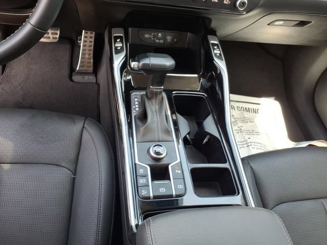 Used 2024 Kia Sorento SX FWD image 17