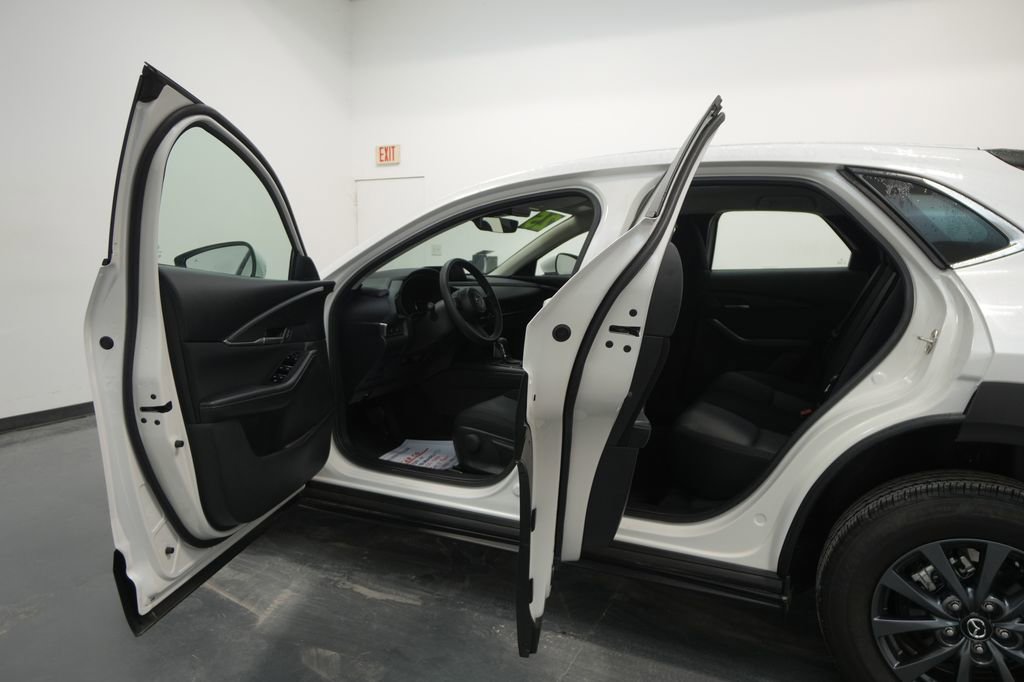 New 2025 MAZDA CX-30 AWD 2.5 S image 17