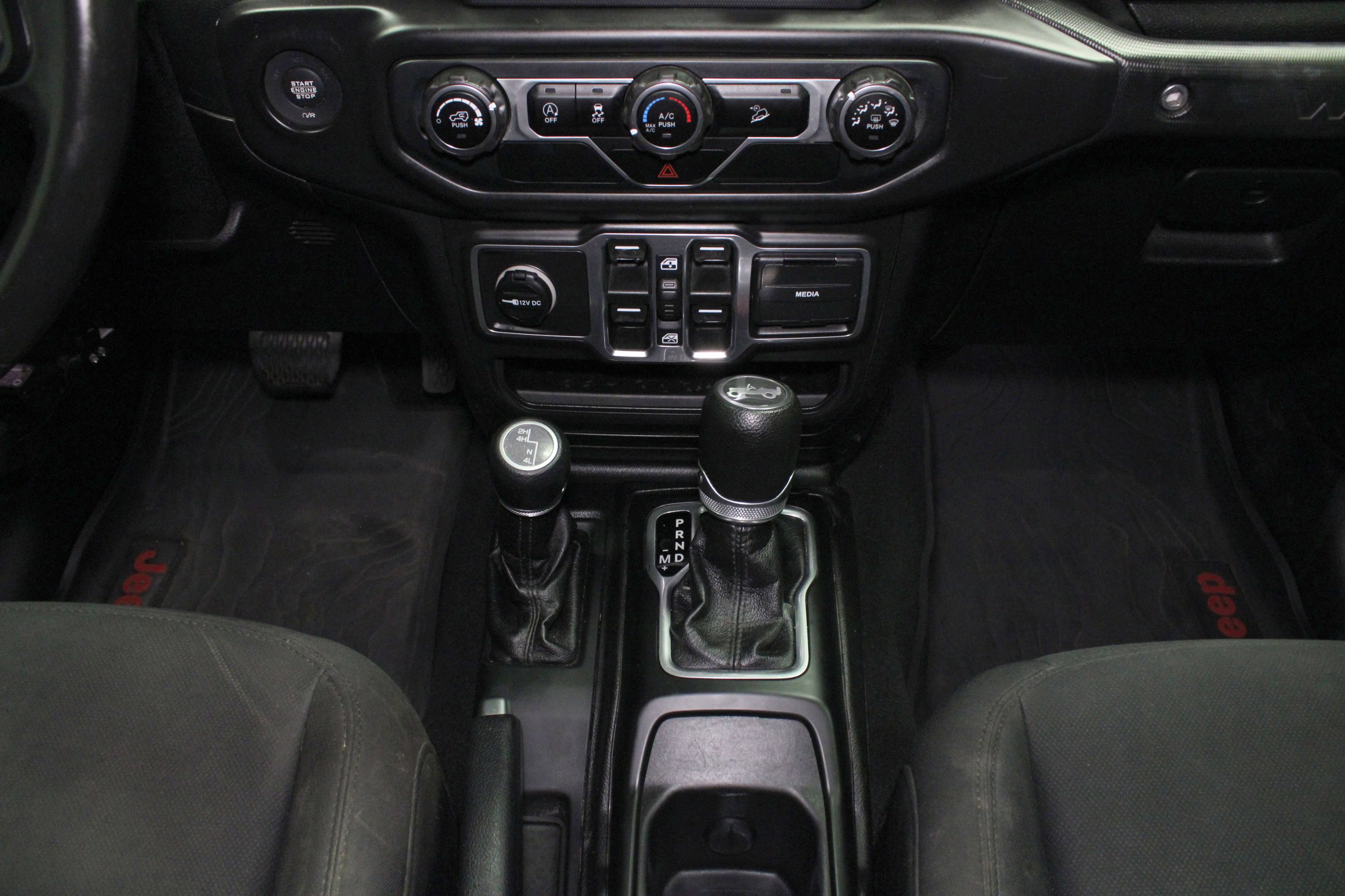 Used 2018 Jeep Wrangler Unlimited Sport S AWD/4WD image 17