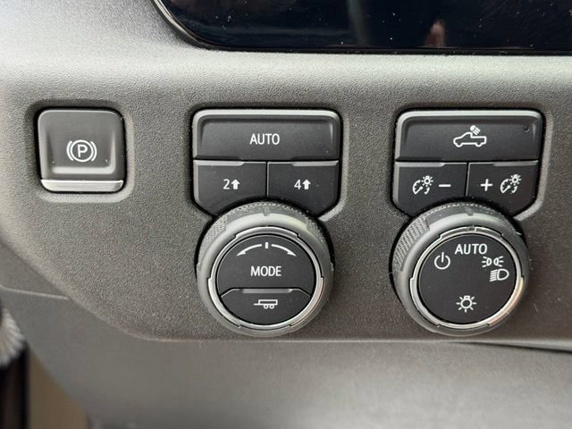 Certified 2023 Chevrolet Silverado 1500 LT AWD/4WD image 28