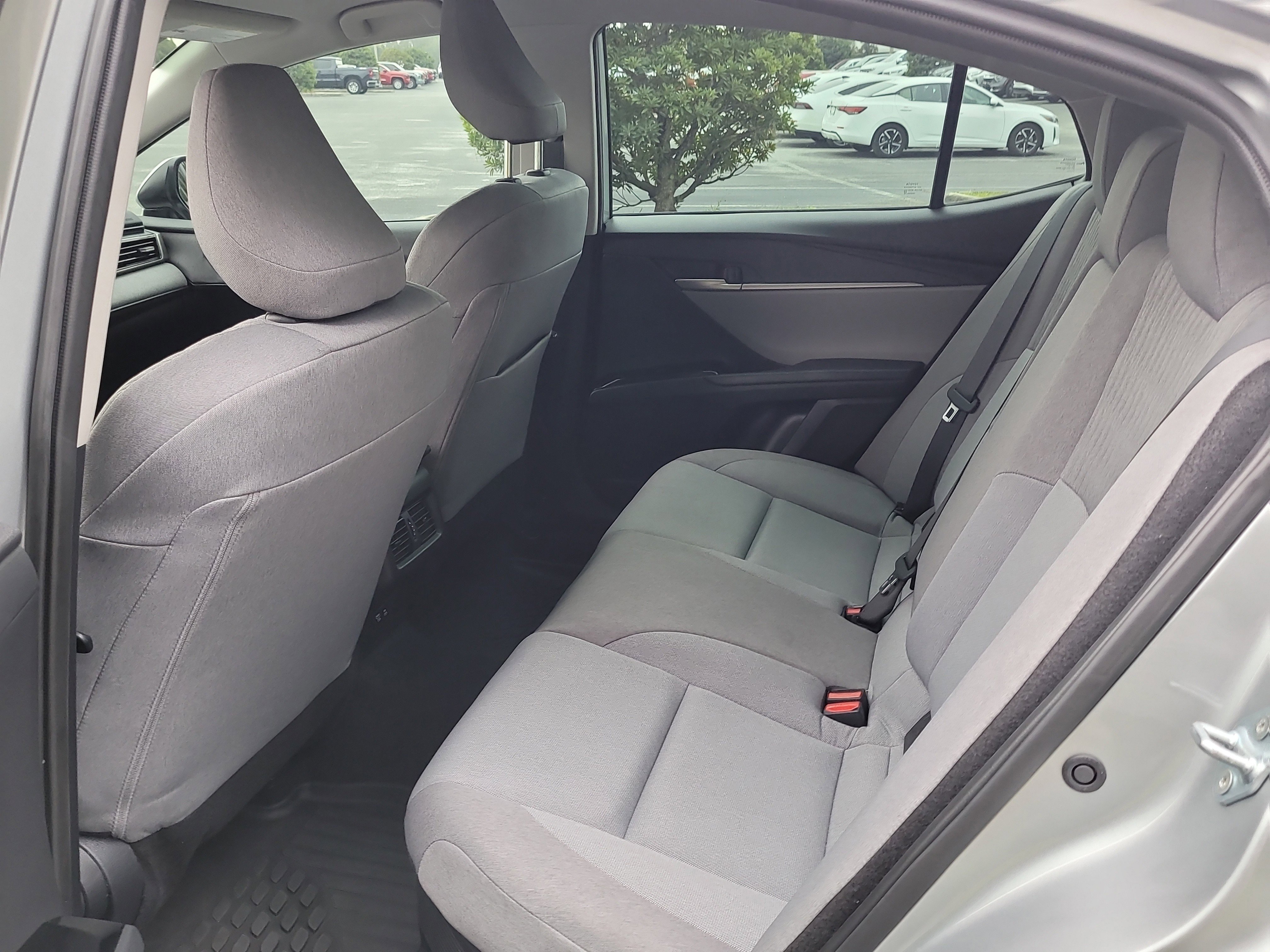 Used 2025 Toyota Camry LE image 13