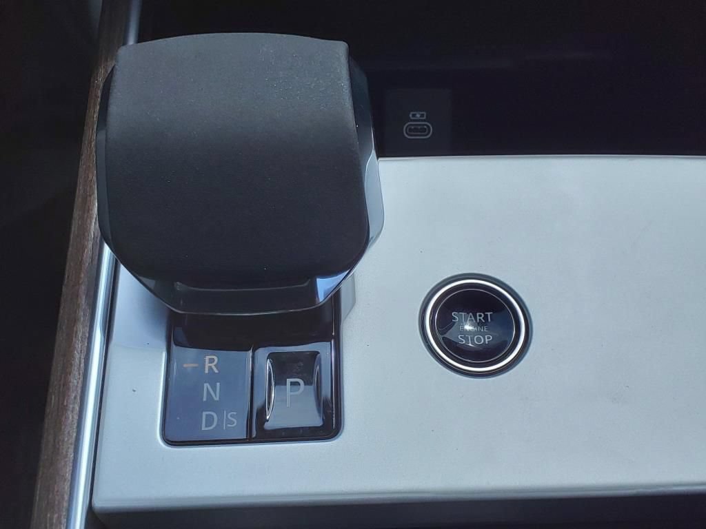 Used 2024 Land Rover Range Rover Autobiography AWD/4WD image 15