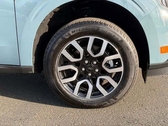 Certified 2022 Ford Maverick Lariat w/ Lariat Luxury Package image 11