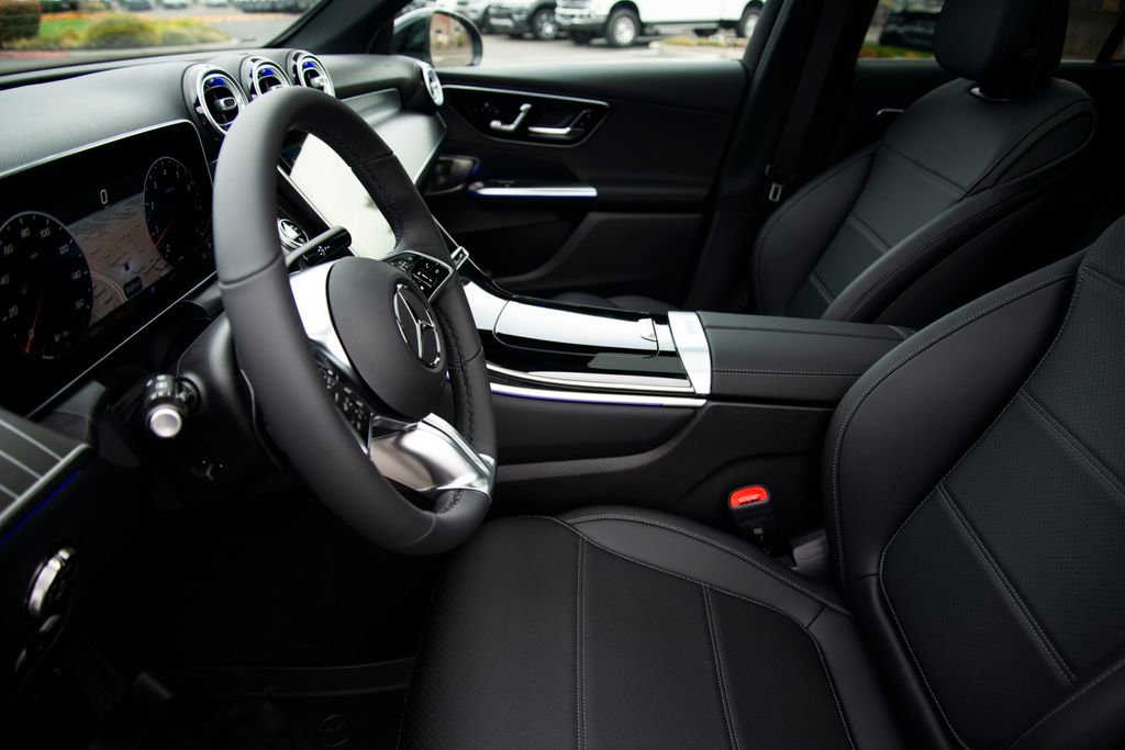 New 2026 Mercedes-Benz GLC 300 GLC 300 image 11
