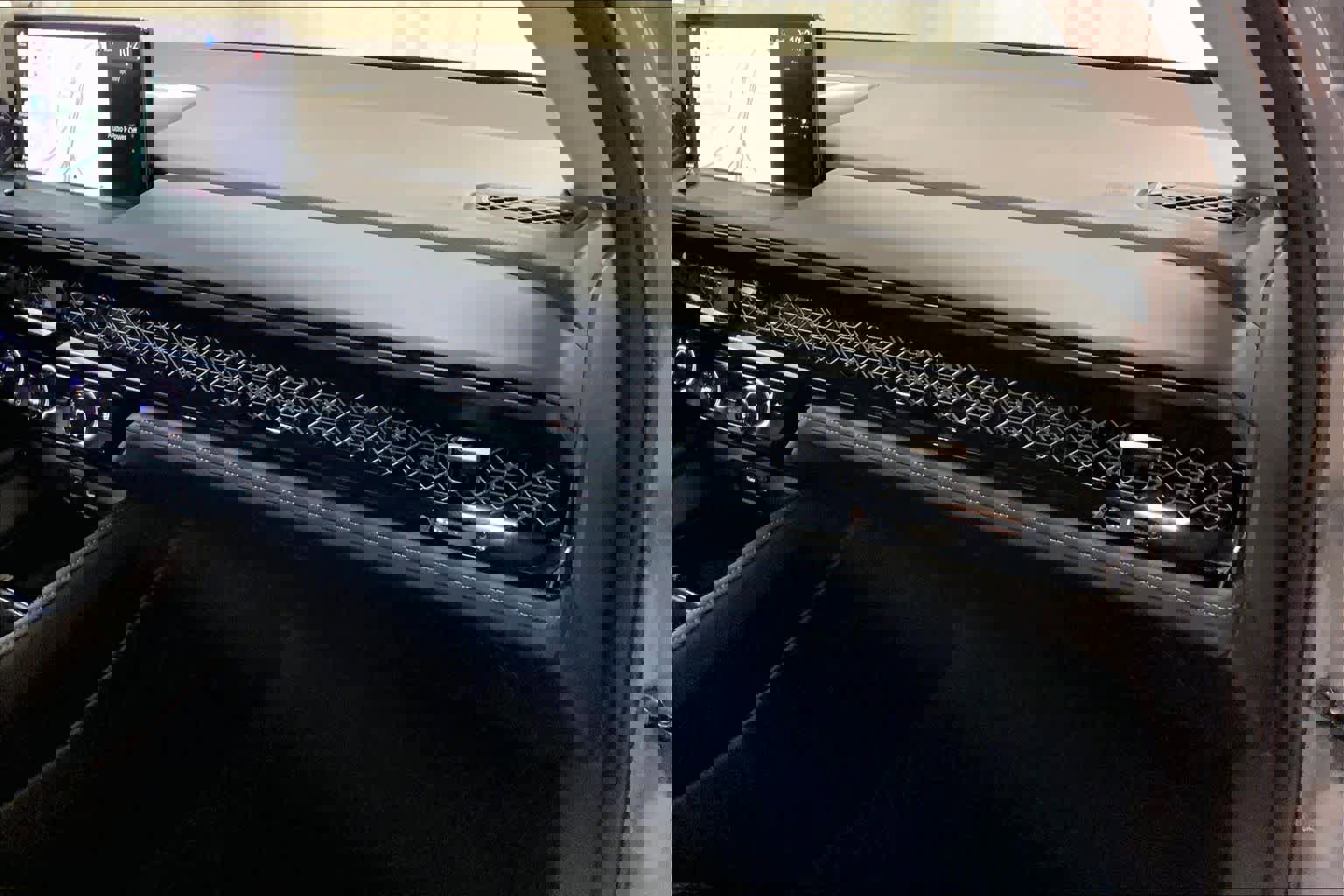 Used 2023 Honda Accord Touring image 18