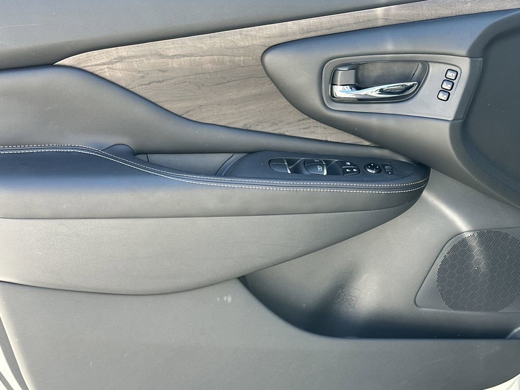 Used 2024 Nissan Murano Platinum w/ Cargo Package image 10