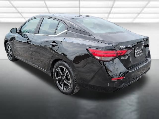 Used 2024 Nissan Sentra SV image 2