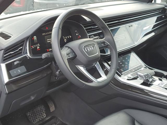 Used 2025 Audi Q7 3.0T Premium Plus image 8