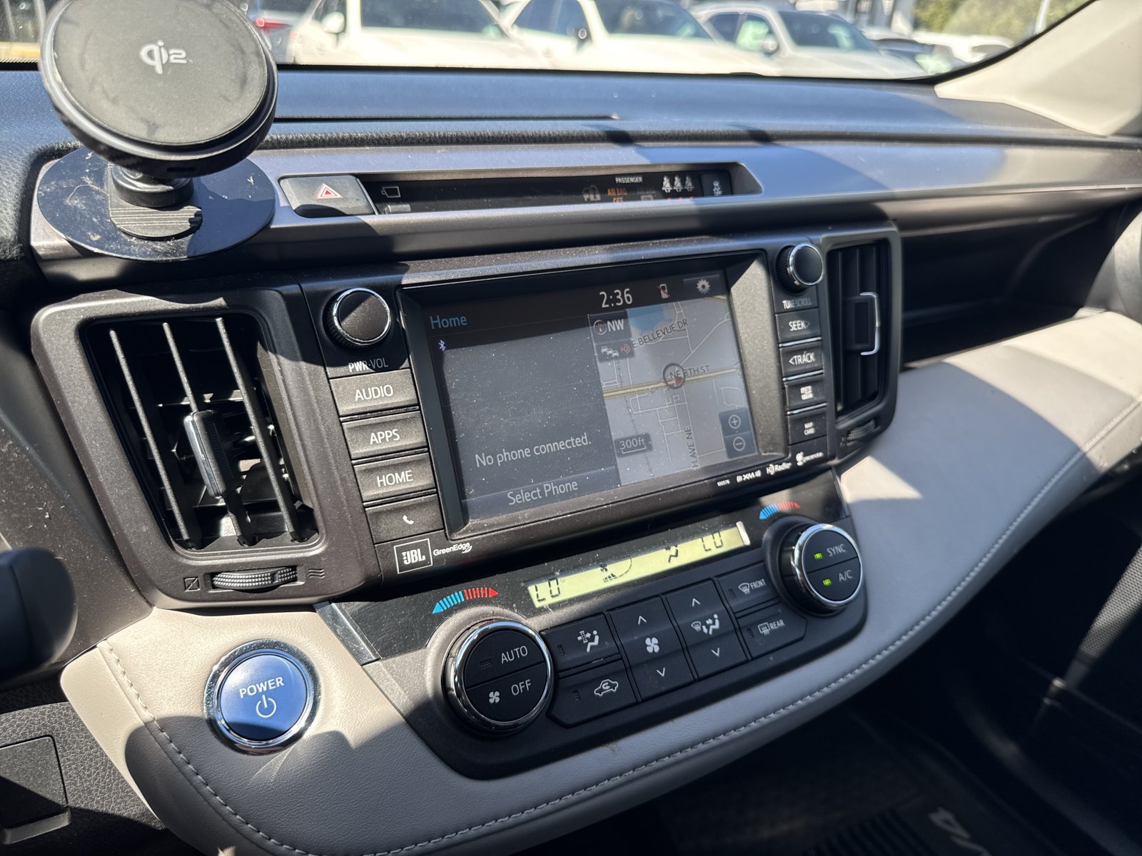 Used 2017 Toyota RAV4 Limited AWD/4WD image 17