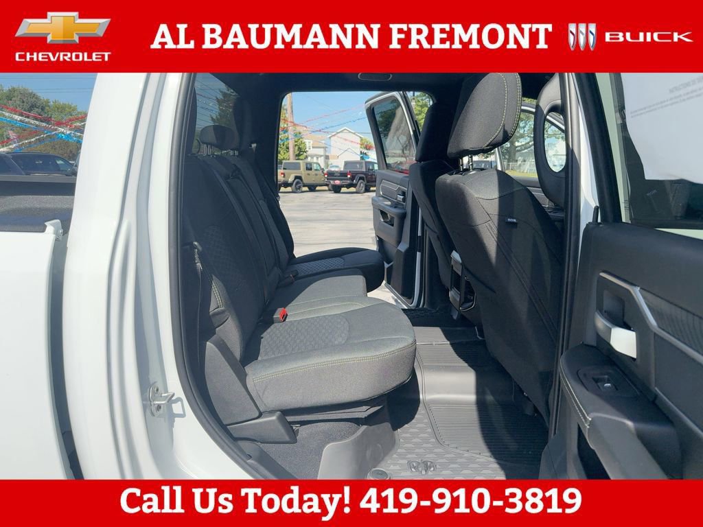 New 2026 RAM 2500 Big Horn AWD/4WD image 14