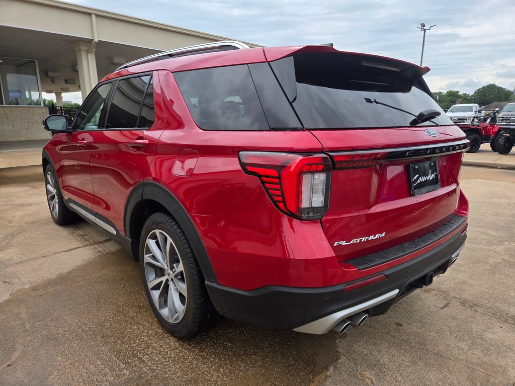 Used 2025 Ford Explorer Platinum w/ Ultimate Package RWD image 7