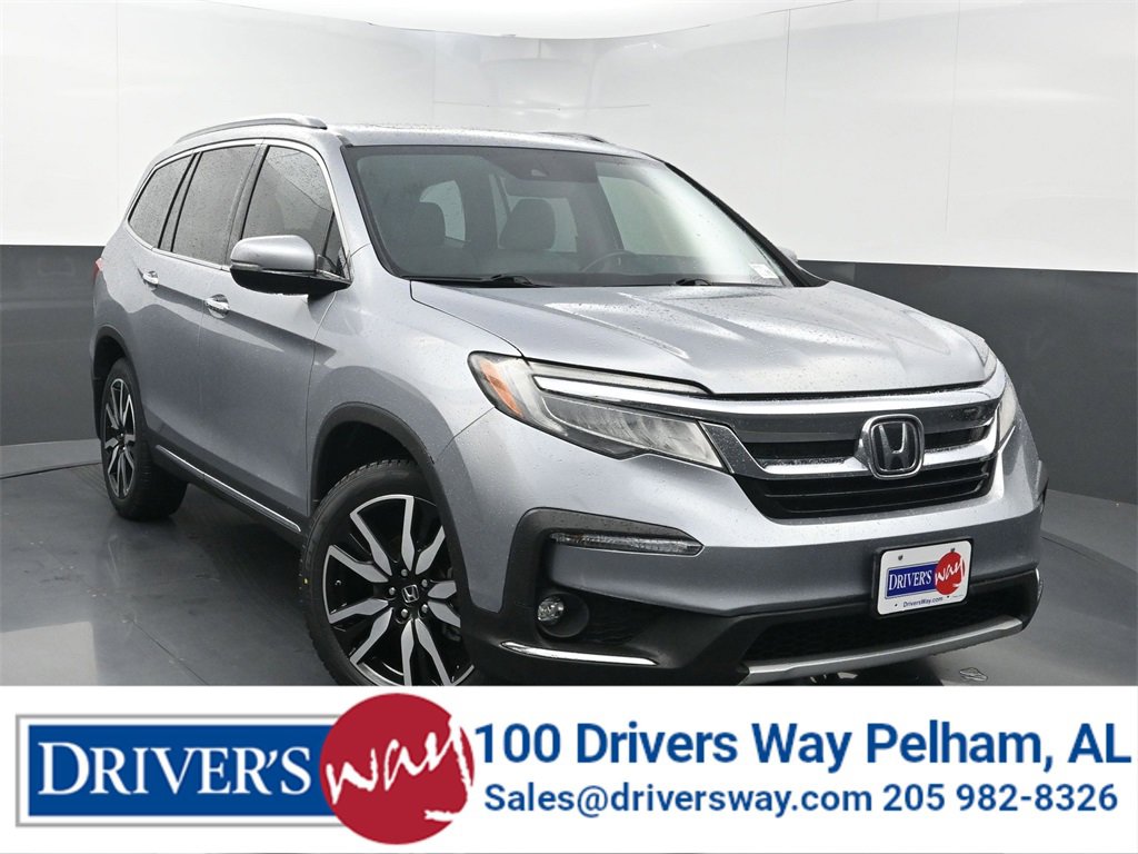 Used 2020 Honda Pilot Touring image 1