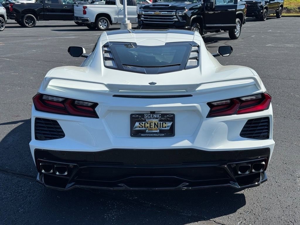 Used 2021 Chevrolet Corvette Stingray Coupe w/ Z51 Performance Package RWD image 4