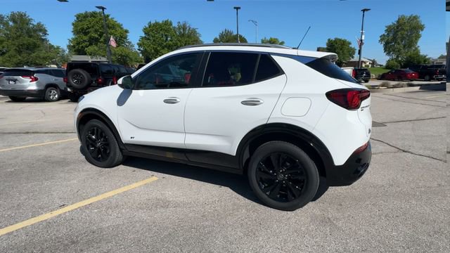 Used 2025 Buick Encore GX Sport Touring w/ Comfort Package AWD/4WD image 6