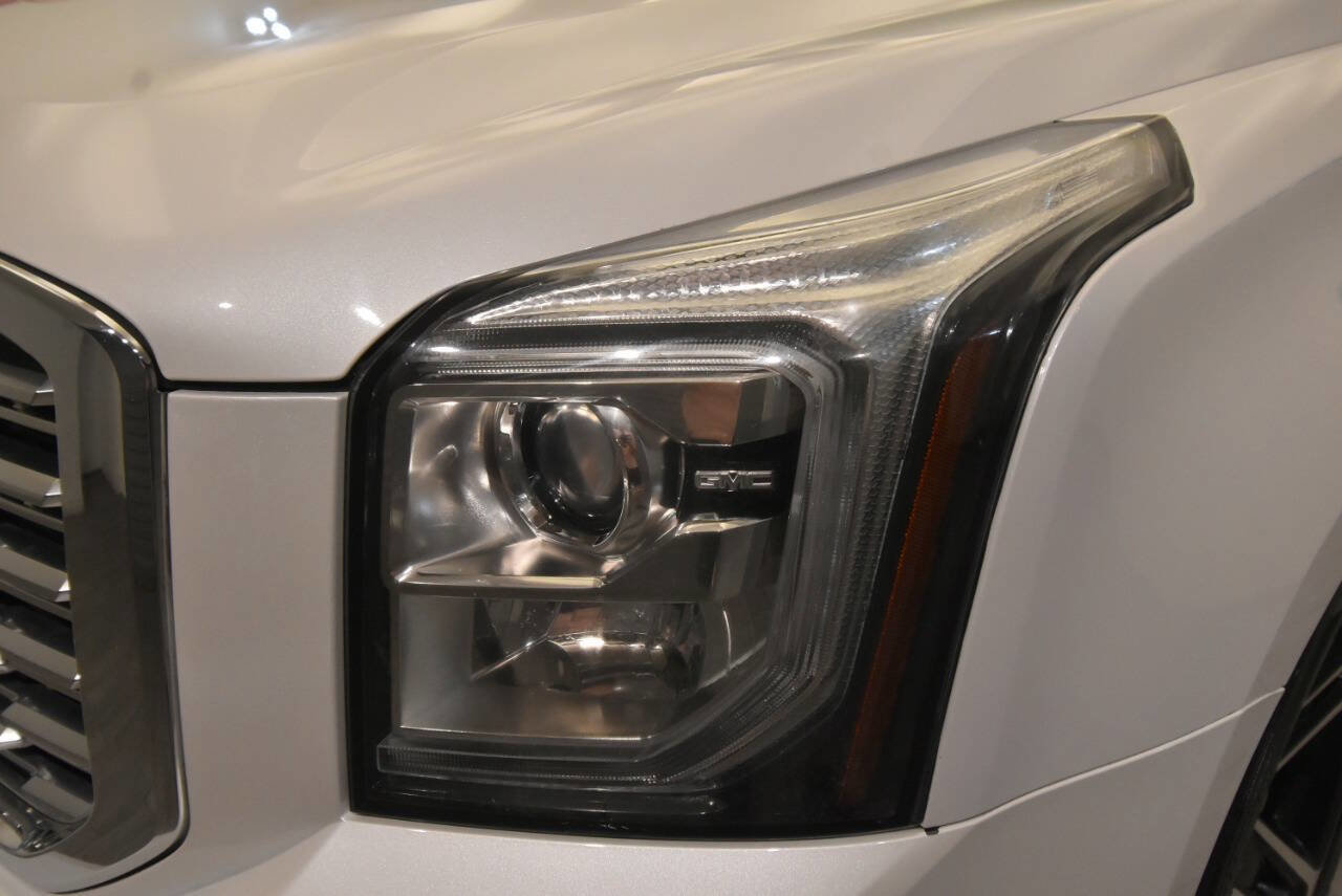 Used 2018 GMC Yukon Denali w/ Open Road Package image 8