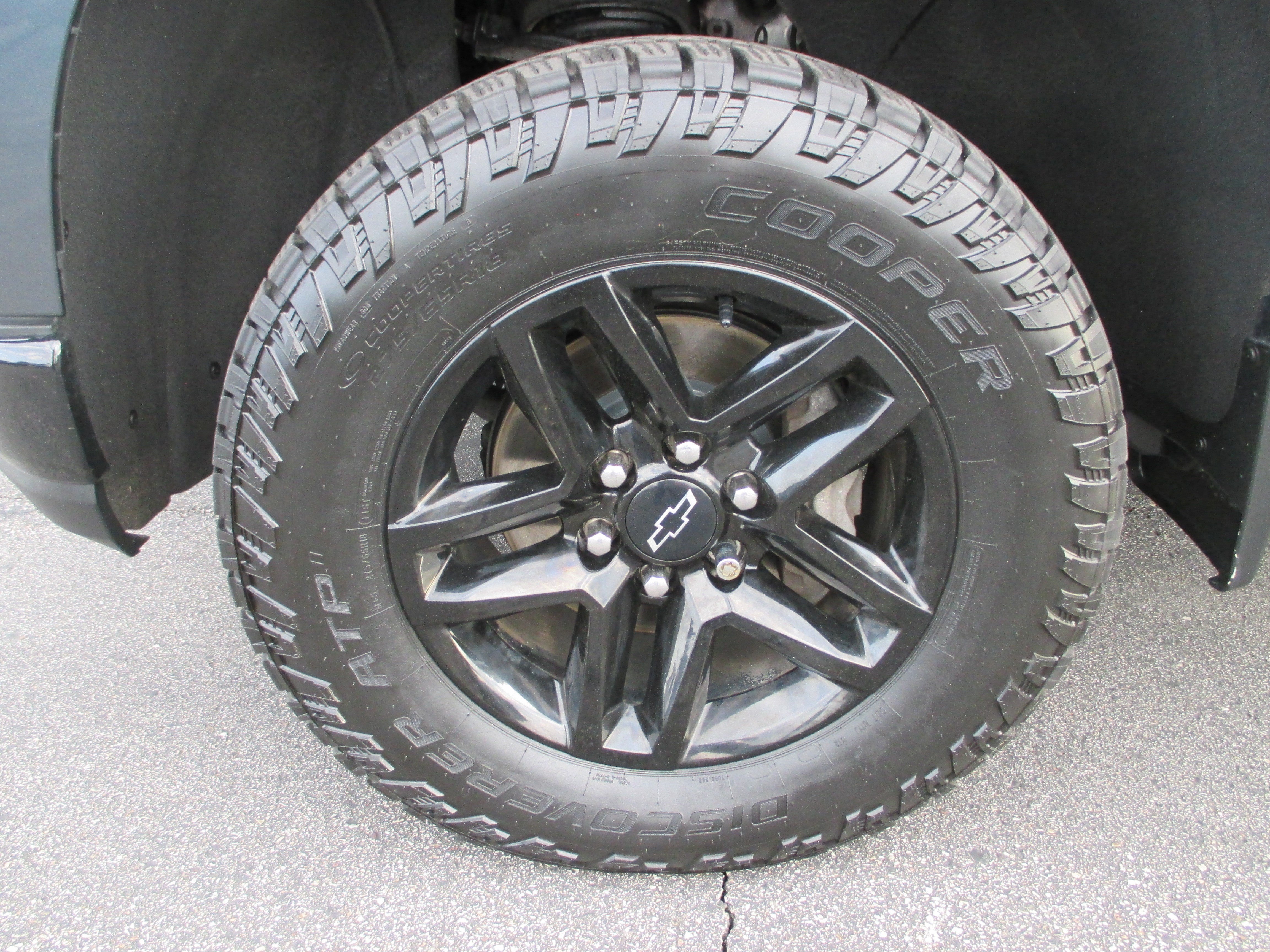 Used 2021 Chevrolet Silverado 1500 LT Trail Boss w/ Bed Protection Package AWD/4WD image 9