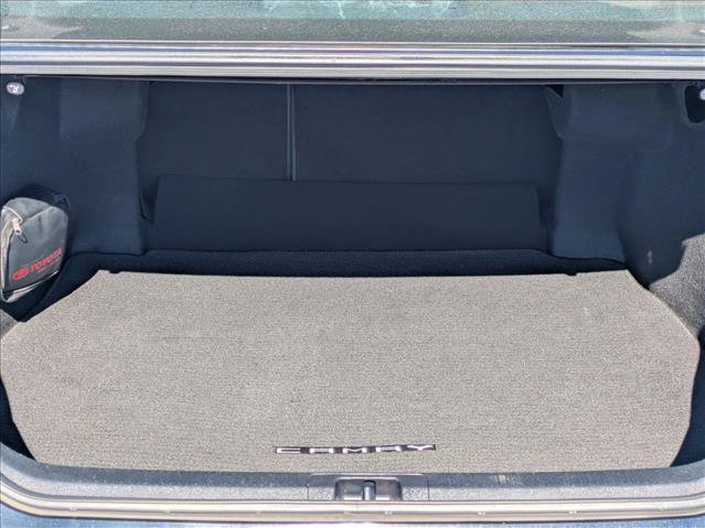 Used 2021 Toyota Camry SE w/ Carpet Mat Package (TMS) FWD image 6
